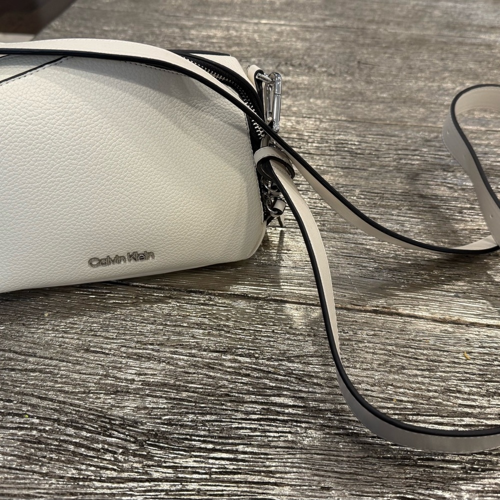 Calvin Klein Cherub White Brenda Crossbody Bag NWOT
